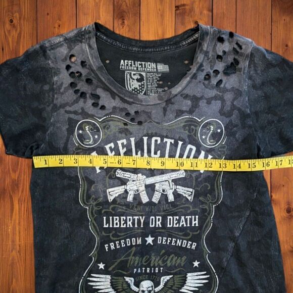 Y2K Affliction Women's  Distressed Shirt  Small Cyber Grunge Liberty Or Death - Picture 5 of 5
